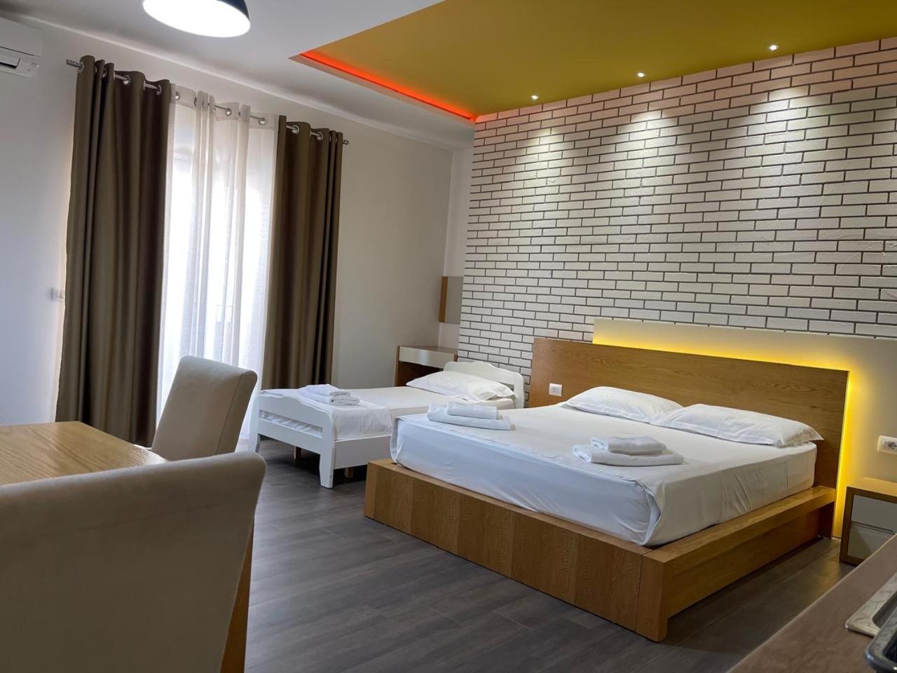 Sunrise Luxury Apartments Саранда Экстерьер фото