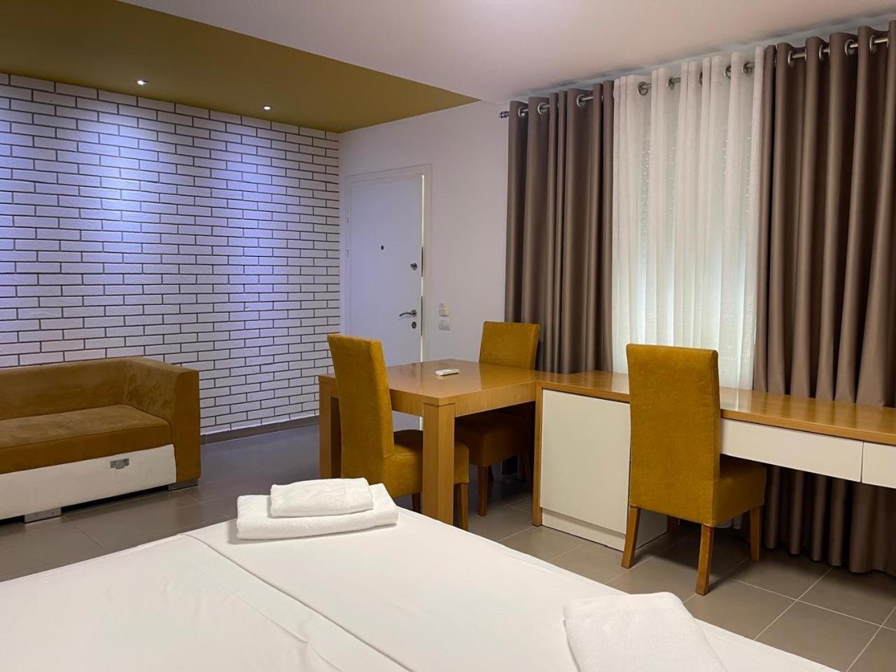 Sunrise Luxury Apartments Саранда Экстерьер фото